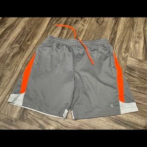 Men’s Large (36-38) Starter shorts.
